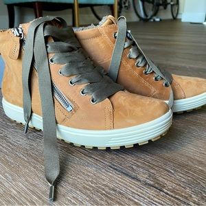 NEW Ecco boots Soft 7 Tred GTX High